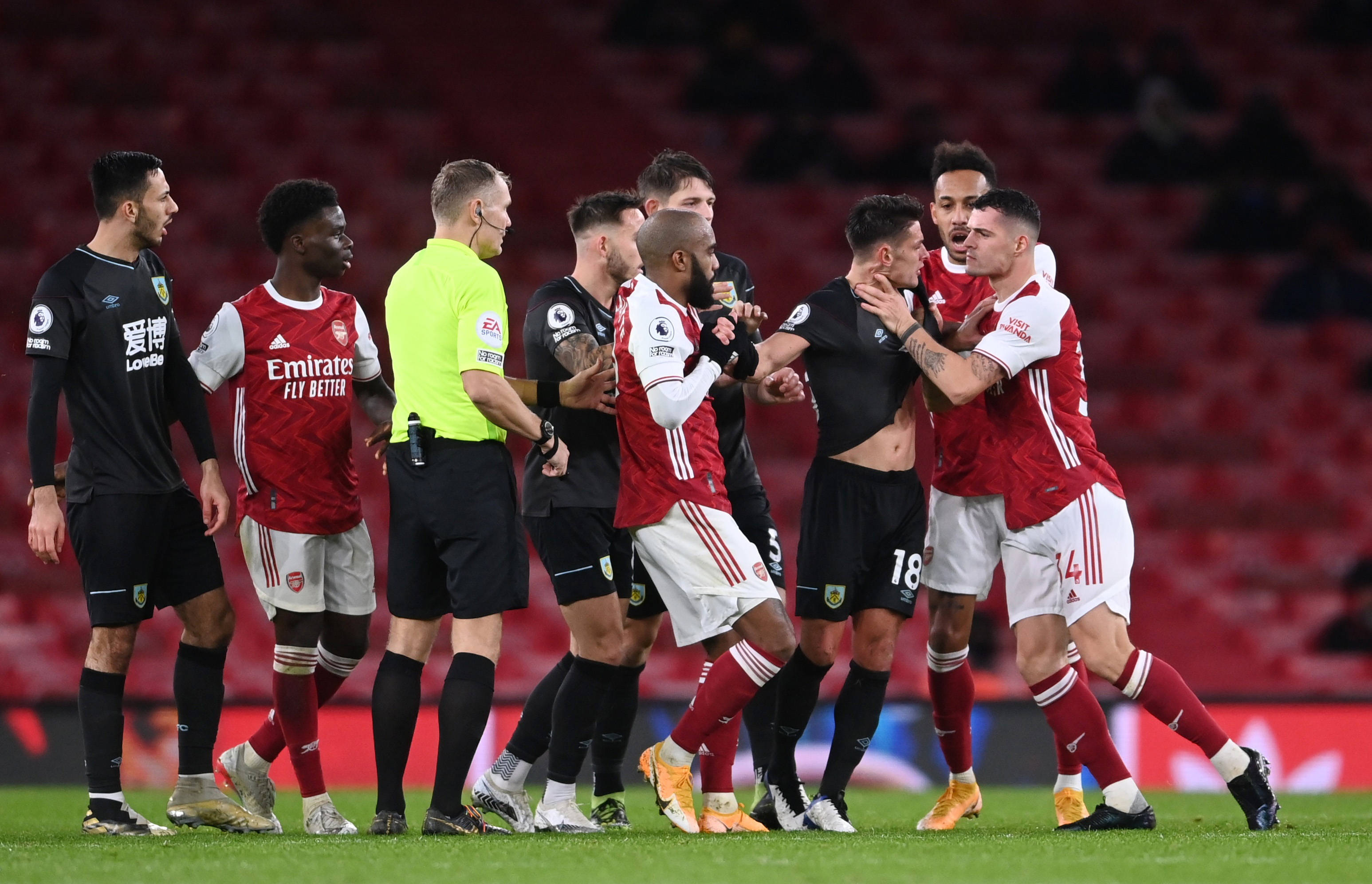 星球员莱万 星球员莱万